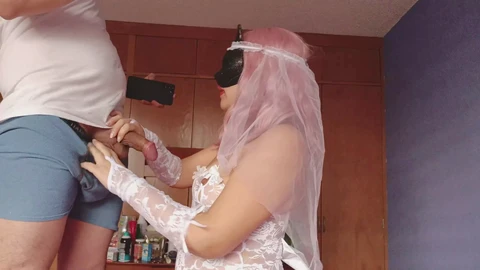 Cum on amateurs, glue, cosplay cumshots