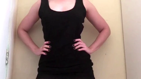 She lifts her dress, twerks and shakes that bubble butt