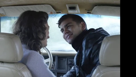 Poilu, brut, cowgirl renversée